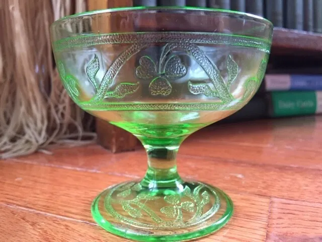 Hazel Atlas Glass Co 1930's C;over Leaf Green Depression Glass Sherbet Cup Vtg