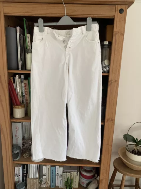Girls F&F (TESCO) White Denim Flared Cropped Trousers./Jeans.Age 11-12 Y.