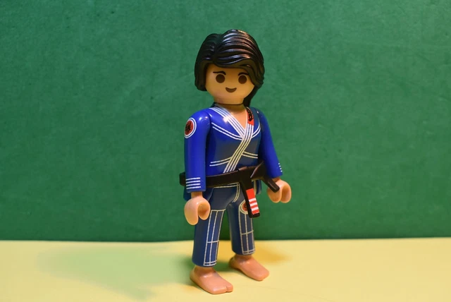 Judoka / Series 23 On Surprise 70639, Mint Condition