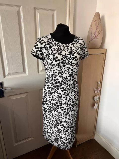 Kelsey print flippy sales dress