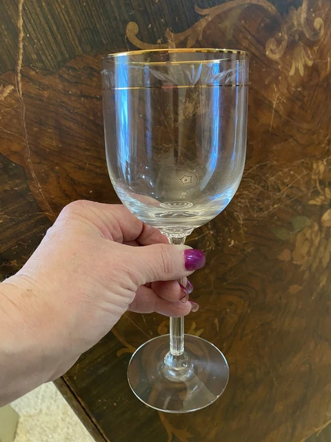 Set of 8 Lenox Liberty wine glasses