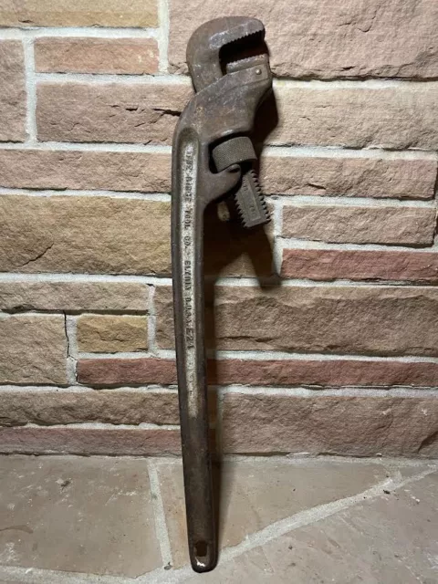 Vintage 24” RIDGID E-24 Offset Heavy Duty Pipe Monkey Wrench Ridge Tool Co. USA