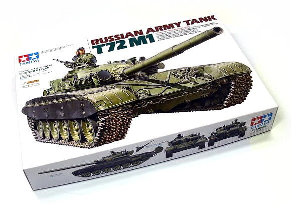 MOSKOU, 9 MEI, 2018: De Grote Parade Van De Overwinningsvakantie Van Russische Militaire Voertuigenbmp Kurganetc Tanks Op Stadsstraten En Celebr Image116659851