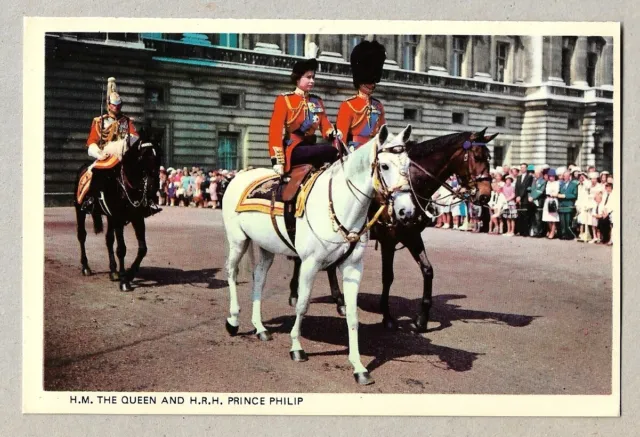 Uk  Vintage  Postcard  H.m The  Queen Elizabeth Ii  -H.r.h. Prince Philip