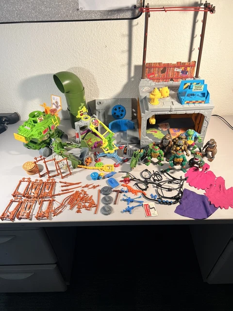 Vintage Teenage Mutant Ninja Turtles Action Figures Sewer Playset TMNT Huge Lot