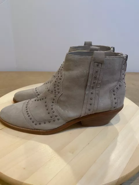 Vince Camuto Ankle Boots Womens Size 7 Tamera Studded Gray Suede Leather