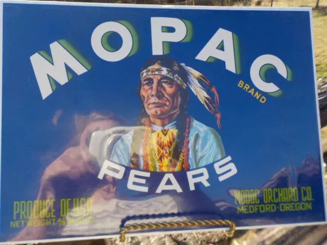 MOPAC Brand Pears Paper Label w/Native American Picture Medford, Oregon 2