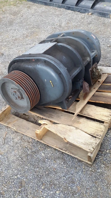 Kaeser Sigma 4 Air Screw Compressor 1085 CFM 110 PSI 215 HP 160kw motor Blower