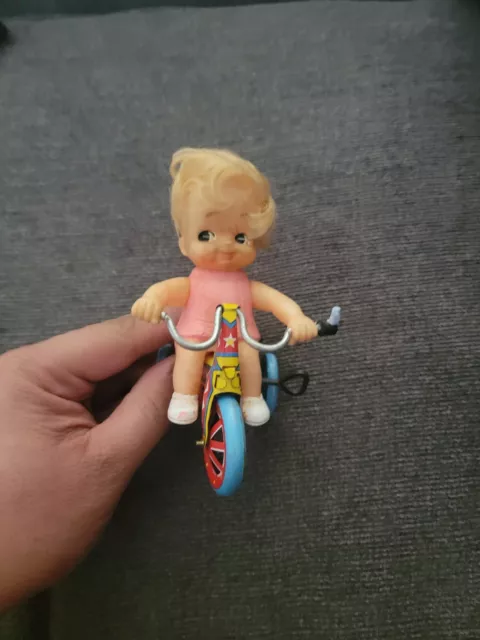 VINTAGE MTU KOREA HAPPY DAYS GIRL ON TRICYCLE WIND-UP TOY-missing balloon/box