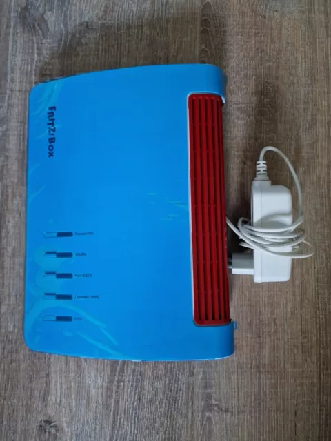 AVM FRITZ!Box 7590 WLAN Router mit Modem - Weiß (20002784)