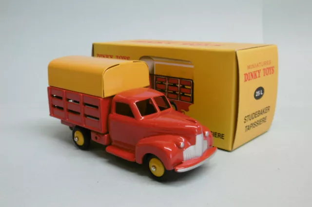 Dinky Toys / Atlas - STUDEBAKER TAPISSIERE rouge réf. 25 L Neuf NBO 1/43