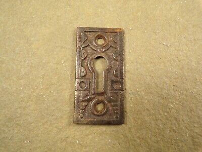 Antique / Vintage Cast Iron Eastlake / Victorian Keyhole Cover Escutcheon Plate 2
