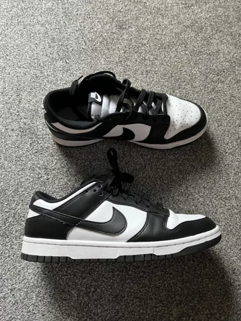 Ladies Nike ‘Dunk Low’ Trainers Size 6  In Excellent Condition