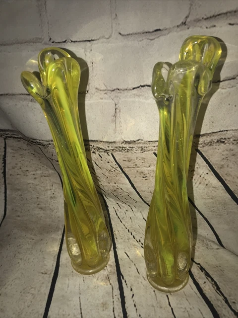 VINTAGE CLEAR & YELLOW SWUNG STRETCHED PULLED ART GLASS BUD VASE 10” Set Pair