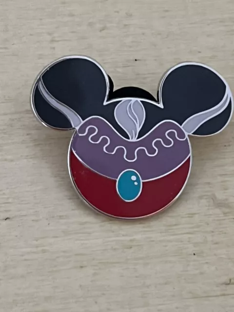 Disney Villains Mickey Mouse Head Icon Mystery Pin Lady Tremaine 1100