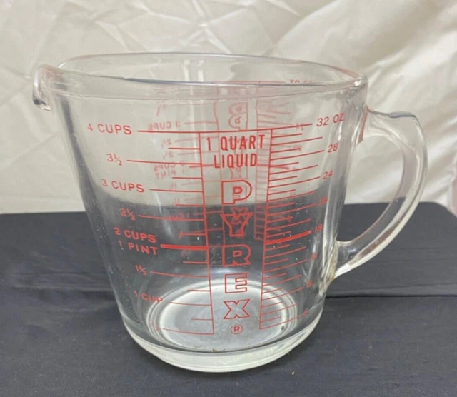 VTG 1940S1953 PYREX Measuring Cup D Handle 1 Quart 4 Cups 1 Pint 32 Oz