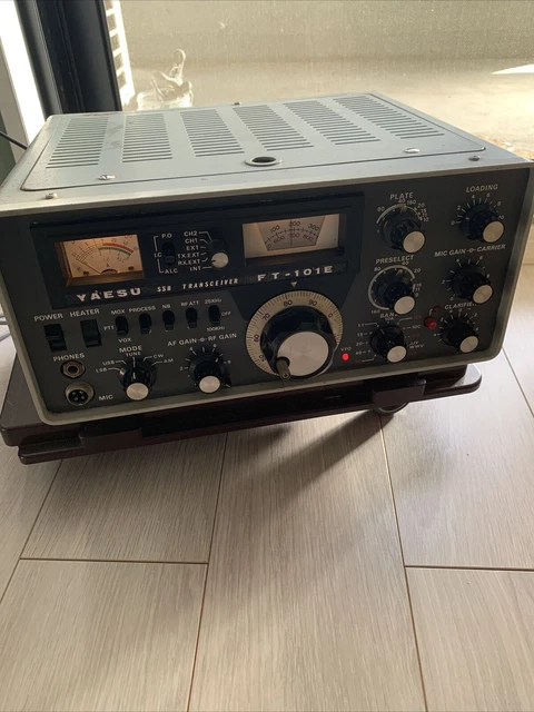 Mode d'emploi Yaesu FT-7900E Émetteur-récepteur