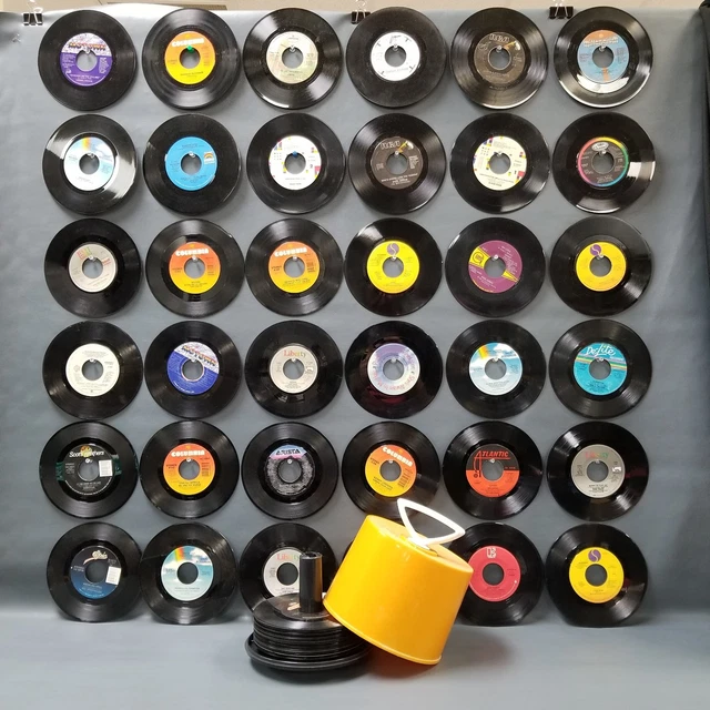 VINTAGE PLASTIC ORANGE Disk-Go Case with 1980s 7