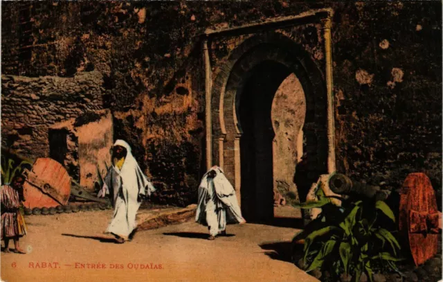 CPA AK RABAT Entrée des Oudaias MAROC (796817)