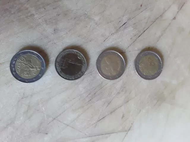 piece 2 euros de valeur, plusieurs années différentes 