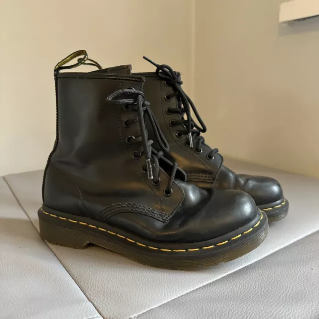DR MARTENS BLACK Leather Boots Size UK 4 34.99 PicClick UK