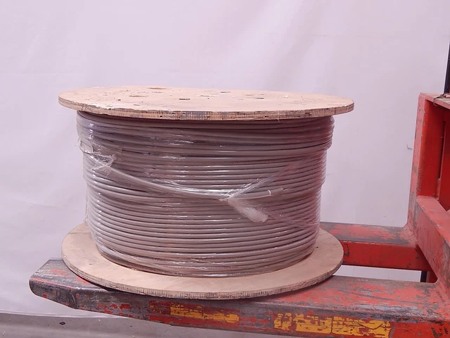 Coast Wire E64207 18 awg UL STYLE 20233 AWM Cable 80 ºC 300 V 1885 ft T83219