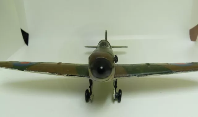 Dinky Supermarine Spitfire Mark 2 - Metal model  719 with working original motor