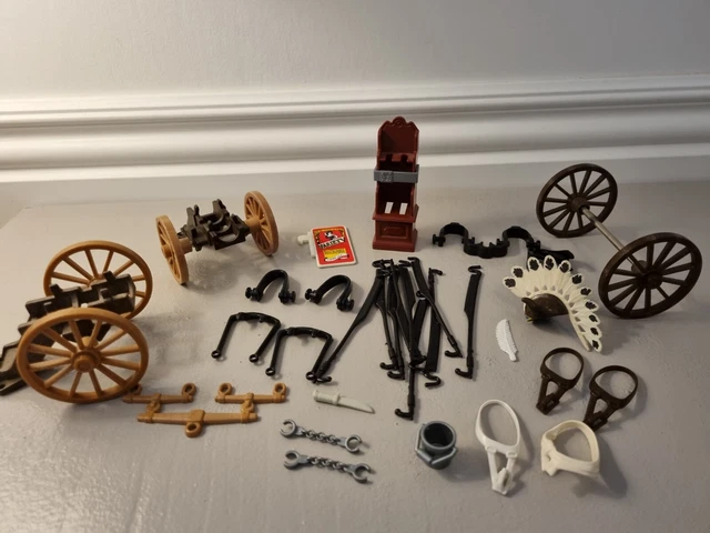 Gros Lot Playmobil Western - Diligence, Ranch, Chevaux Et Robin Des Bois