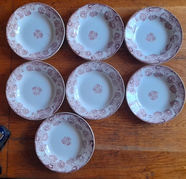 Très belle série de 6 assiettes plates Geneviève Lethu modèle Yseult 1997