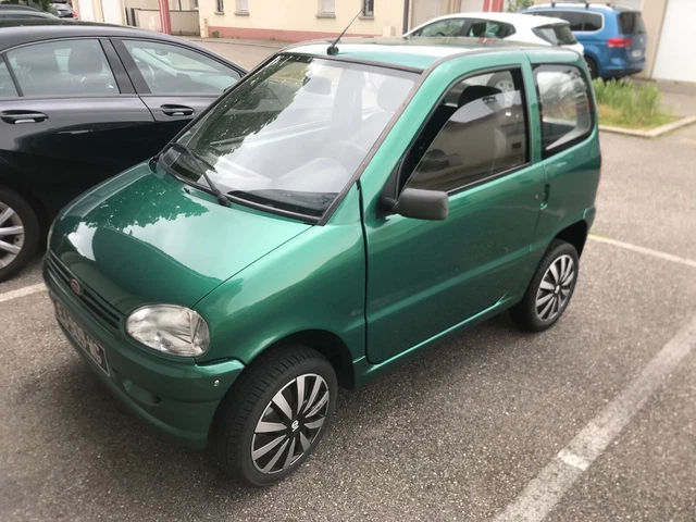 MICROCAR VIRGO de 1998 avec 17.500km d'origine - état exceptionnel MICROCAR VIRGO de 1998 avec 17.500km d'origine - état exceptionnel