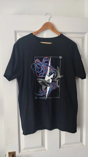 MENS LARGE AVENZI Jeans Battlecard T shirt Black Shark T shirt