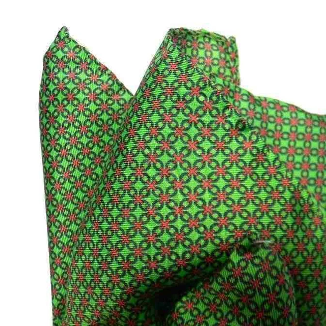 Elegio | Fazzoletto Da Taschino In Seta Double Face Con Motivo A 4 Tonalità Di Rosso E A Pois - Foto 9