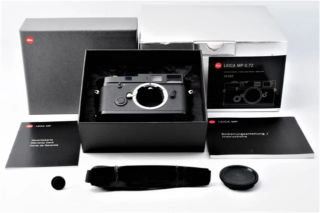 [Near MINT] Leica 0.72 MP Viewfinder 35mm Rangefinder Camera Body from JAPAN