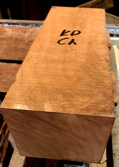 "Un Horno Grande Jarrón Giratorio Cereza Seca En Blanco Torno Giratorio Madera 5"" X 5"" X 12""