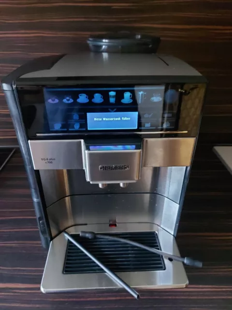 Siemens EQ.6 plus s700 Kaffeevollautomat - Edelstahl (TE657503DE/11)- Defekt