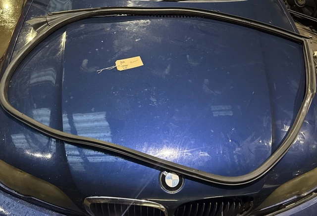 thumbnail interactive-video image 1 of Bamboli LTD Front Door Edge Aperture Seal Weatherstrip For BMW E46 (1998-2005) – Self-Adhesive, 350cm 1 of 5