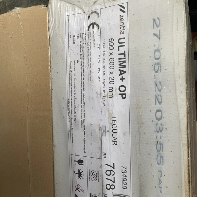 Zentia Ultima + Dachblech 600 x 600 x 20 mm