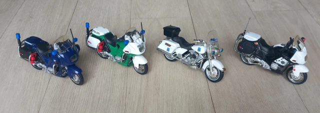 Lot Moto Miniature Gendarmerie Police 12cm Environ 2