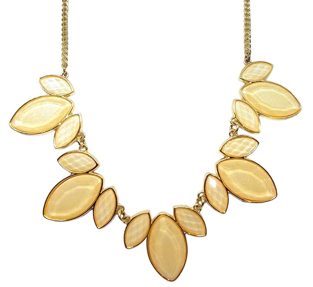 Necklace Charming Charlie Acrylic Collar Signed Pearlized Adjustable 14"