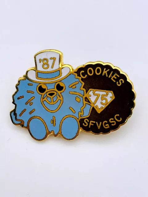 Vintage Girl Scout Cookie Pin 1987 Blue Fuzzy with Safety Latch 1"x3/4" SFGSC 75