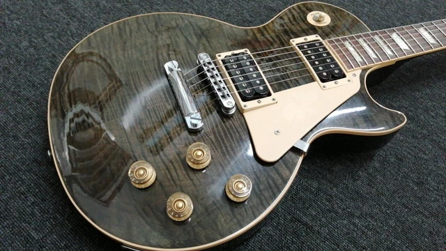 Gibson USA Les Paul Signature T Electric Guitar #21358 Gibson USA Les Paul Signature T Electric Guitar #21358