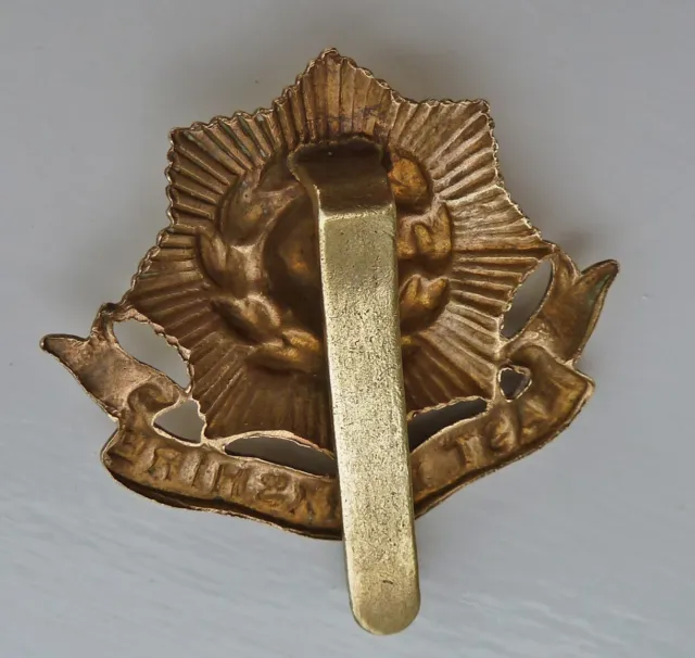 Vintage East Yorkshire Regiment Cap Badge British Army 1st World War Military 3