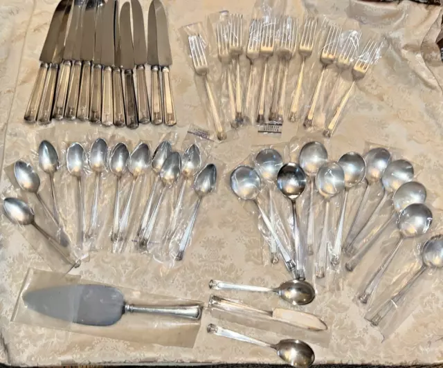 49 Pieces Holmes Edwards Century Inlaid Super Plate Silverplate Flatware