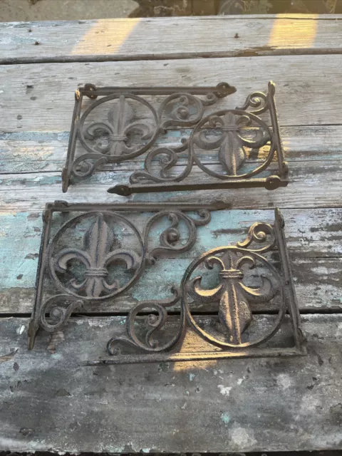 4 Cast Iron Antique Style Fleur De Lis Brackets, Garden Braces Shelf Bracket 9”