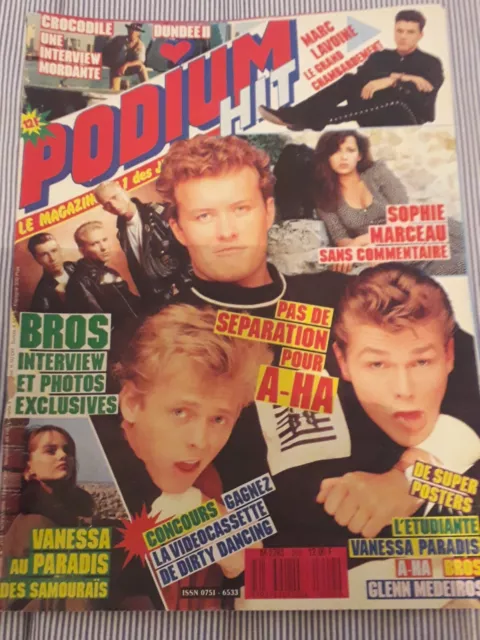 Podium 1988 VANESSA PARADIS MYLENE FARMER Podium 1988 VANESSA PARADIS MYLENE FARMER