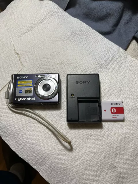 Sony Cyber-shot DSC-W150 8.1MP Digital Camera with Charger
