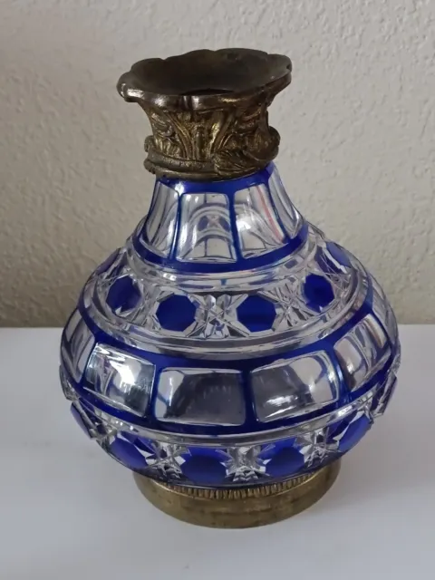vase cristal Ciselé Bleu avec monture bronze Numérote Dlg de saint louis Overlay