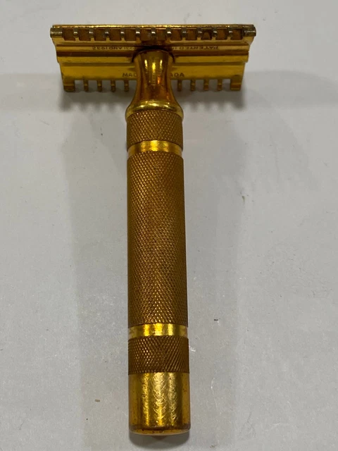 Vintage GILLETTE CANADA "NEW PREMIUM" RAZOR Common bar handle  1930'S