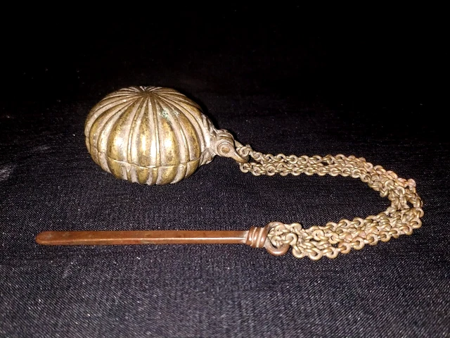Antique Indian Brass Flat Round Muskmelon Shape Betel Lime Box Stik COLLECTIBLE