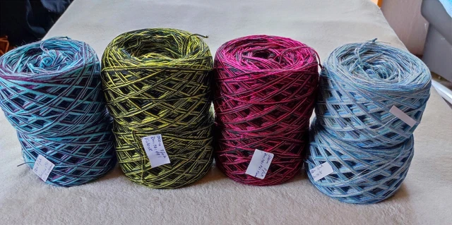 Bobbel Paket, 8 Bobbel, ca. 1100g, ca. 4000m, Wolle zum Stricken, Häkeln / NEU